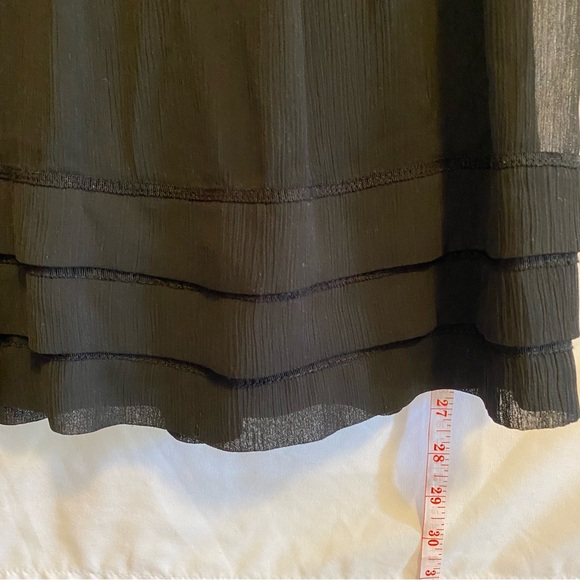 Eci Black Tank top, Crepe Floral detail Size 4; cotton blend & lined - Picture 2 of 7